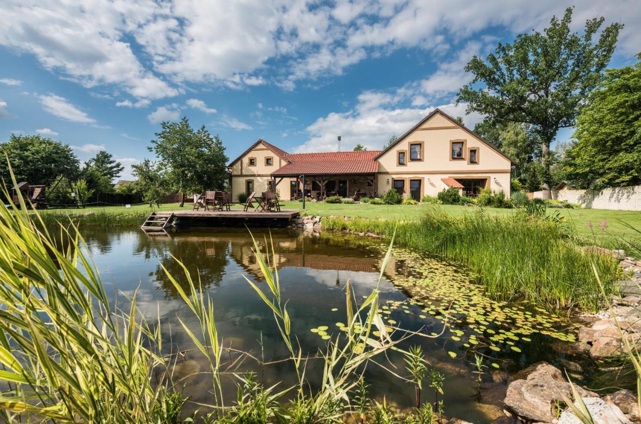 Penzion U Lisky Jarosov nad Nezarkou Dış mekan fotoğraf